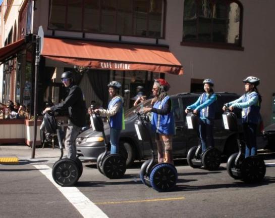 Perlaky_Laszlo_4Segwayriders