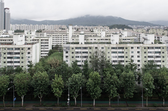 Apartments in Gangnam, South Korea, 2011