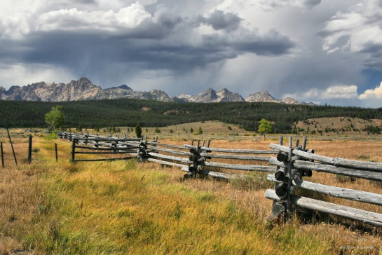 Rockwel_Winston_4StormOverTheSawtooths